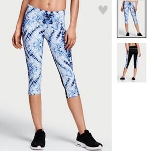Victoria's Secret sport capri leggings